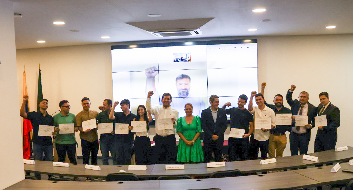 Graduados_MOVES_-_UTS.jpeg