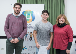 BECAS_2018_09