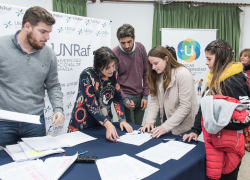 BECAS_2018_11