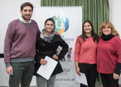 BECAS_2018_12