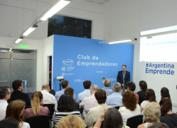 Apertura_del_Club_de_Emprendedores_03
